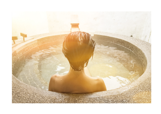 Epsom Salt Myths: What Really Works in a Bath Soak